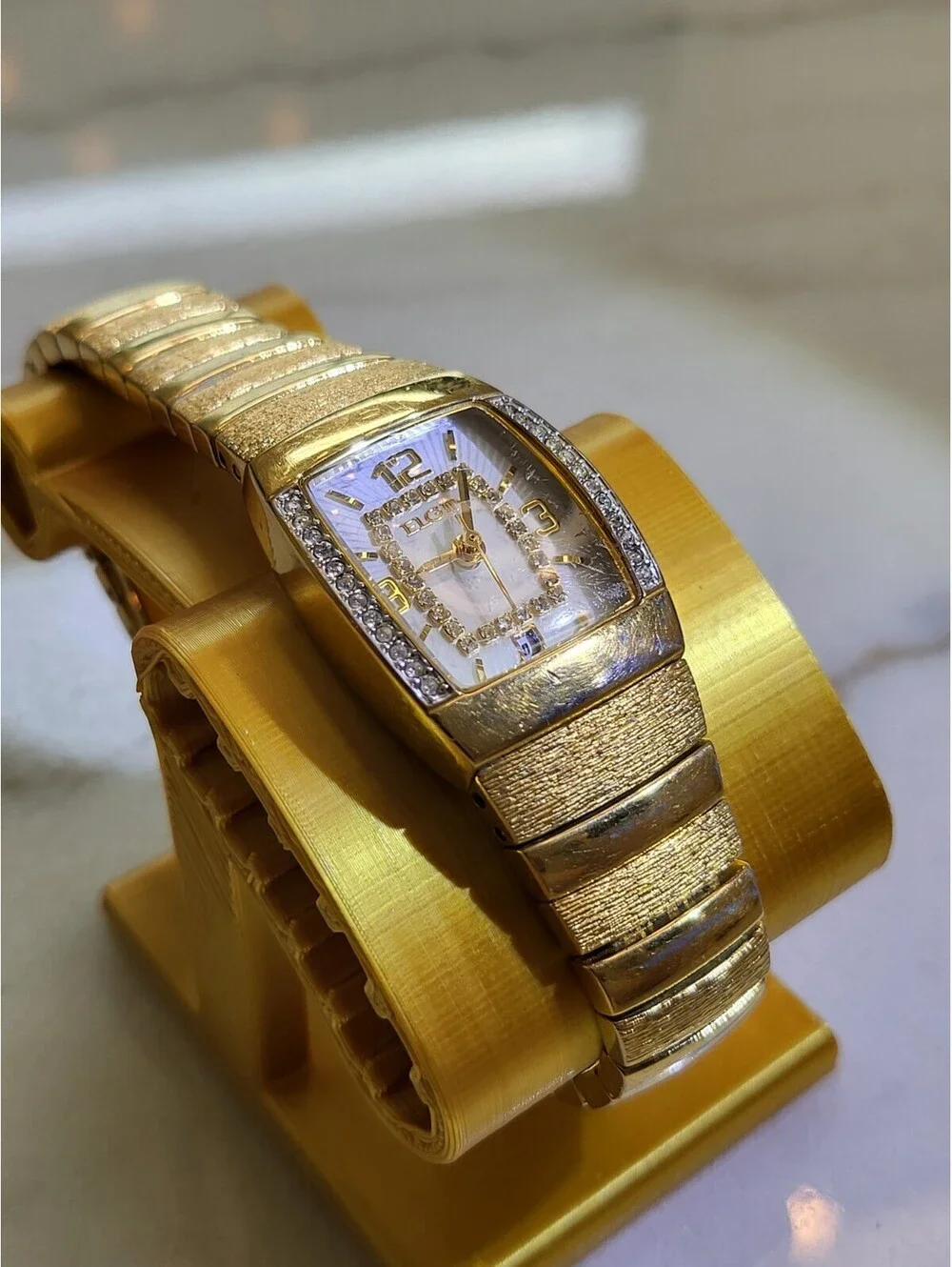 Elgin Womens GoldTone Dress Watch Crystal Bracelet Quartz Analog EG354 Works EUC